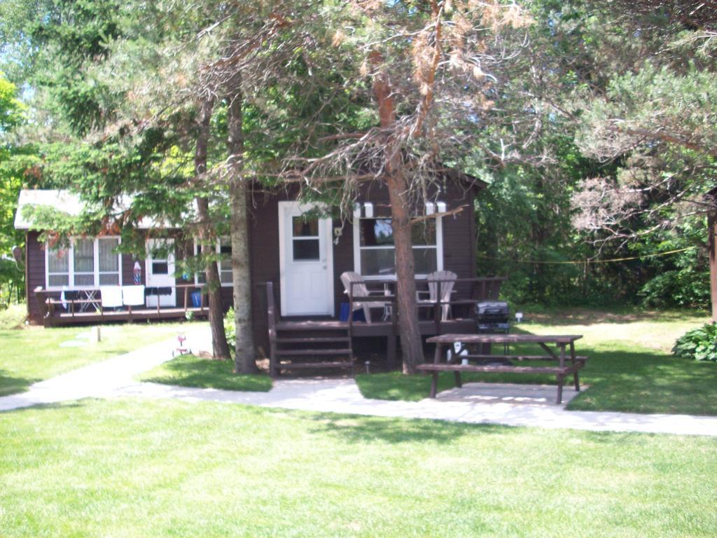 Lakewoods Cottage Oxtongue Lake Habitación foto